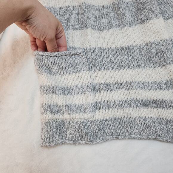 Eddie Bauer Sleepwear Sweater Womens XS S Hooded Cardigan Gray White Striped - Picture 6 of 13